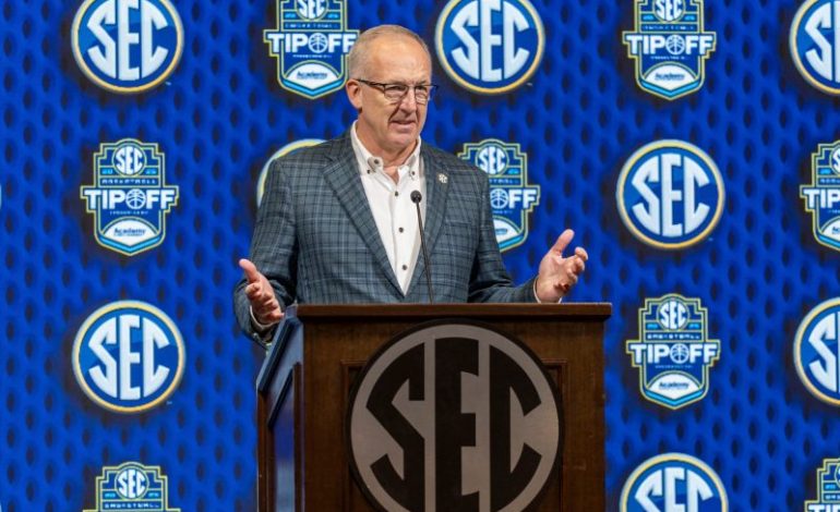  SEC says CFP expansion ‘should be a priority,’ reveals two options