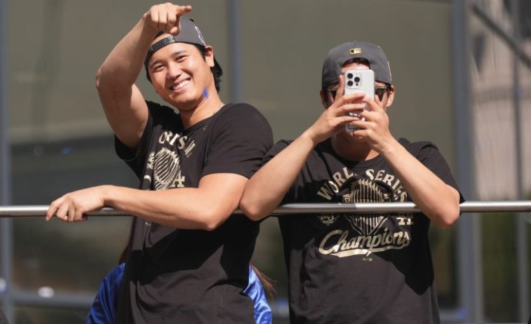  Shohei Ohtani at championship parade has eye on ‘third time’