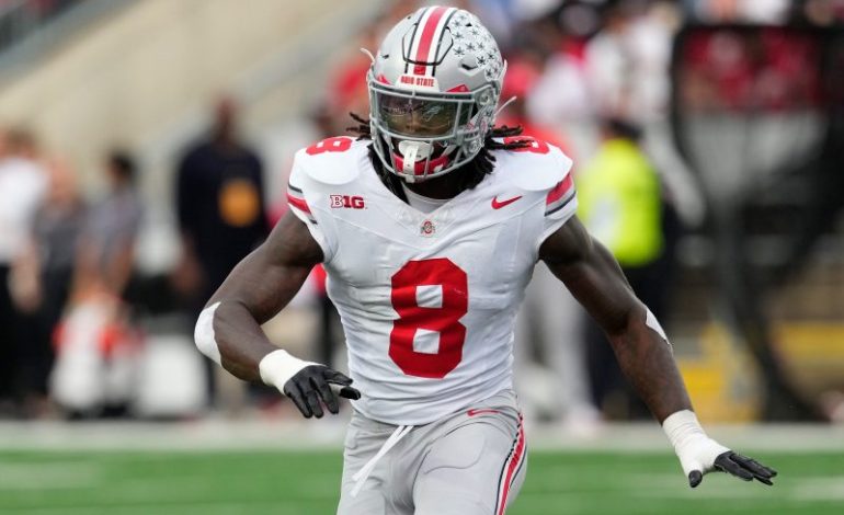  Rueben Bain Jr. or Arvell Reese? Latest mock draft roundup debates