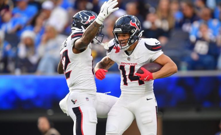  Winners and losers from Texans’ playoff-clinching victory over Chargers