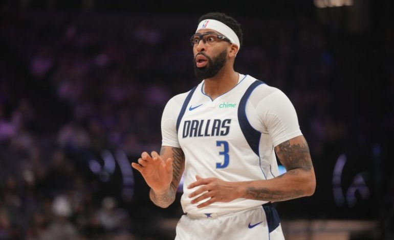  AD out indefinitely with hand injury. Is surgery next for Mavs star?