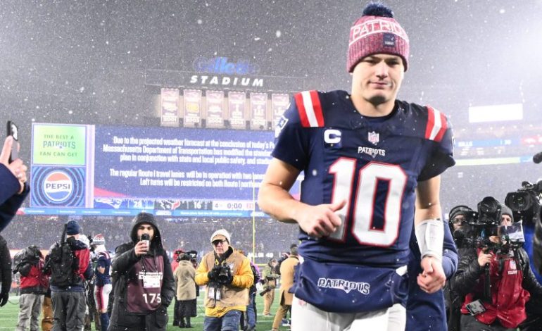  Drake Maye injury update: Patriots QB addresses shoulder malady