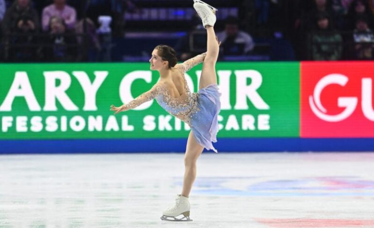  Amber Glenn, Isabeau Levito miss out on world championships medal