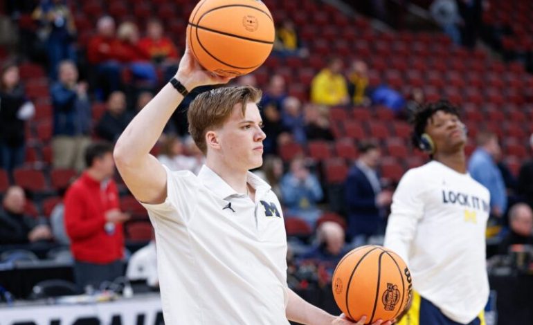  At Michigan, Dusty May’s son is the student manager his dad once was