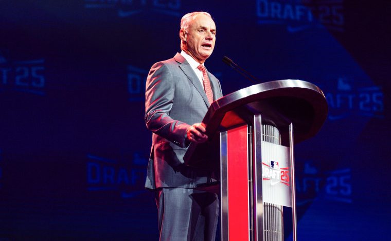  MLB owners have proposed a salary cap for the first time since baseball’s 1994-95 strike